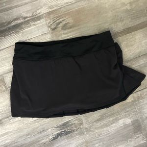 LULU LEMON RUFFLED SKORT